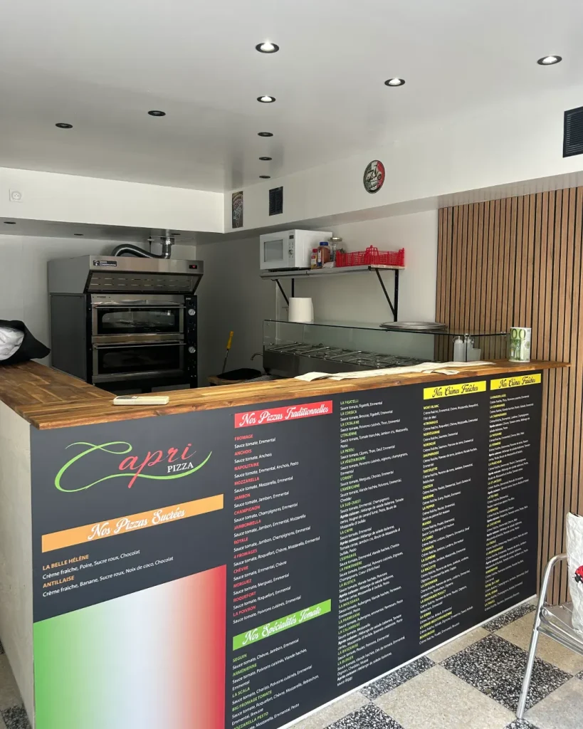 Agence M Com Marseille Capri Pizza Istres Livraison Pizza pizzeria local comptoir four carte